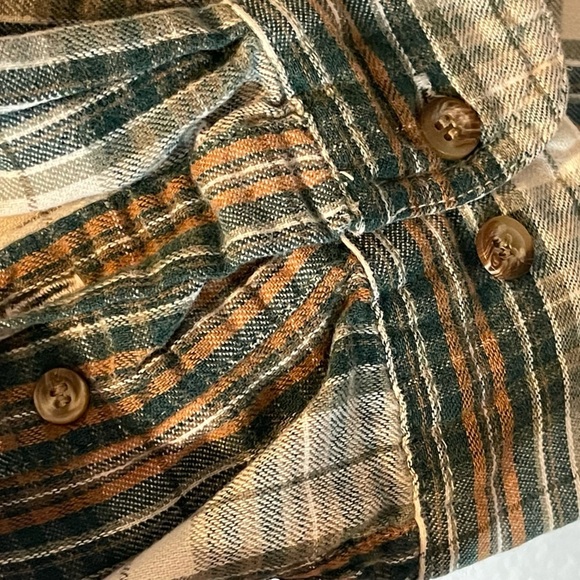 Woolrich Vintage Long Sleeve Button Down Size XL Dark Pine Plaid - Picture 6 of 11